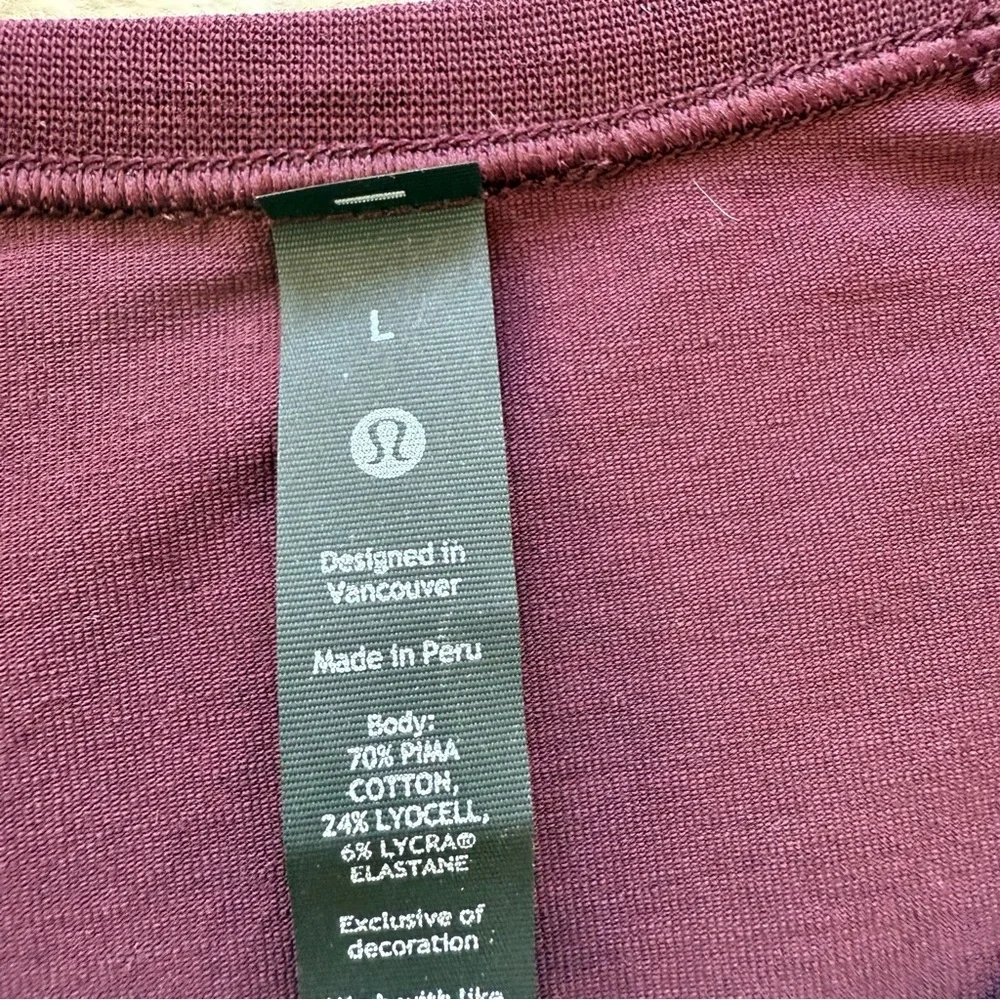 Lululemon Athletica men Tshirt size L